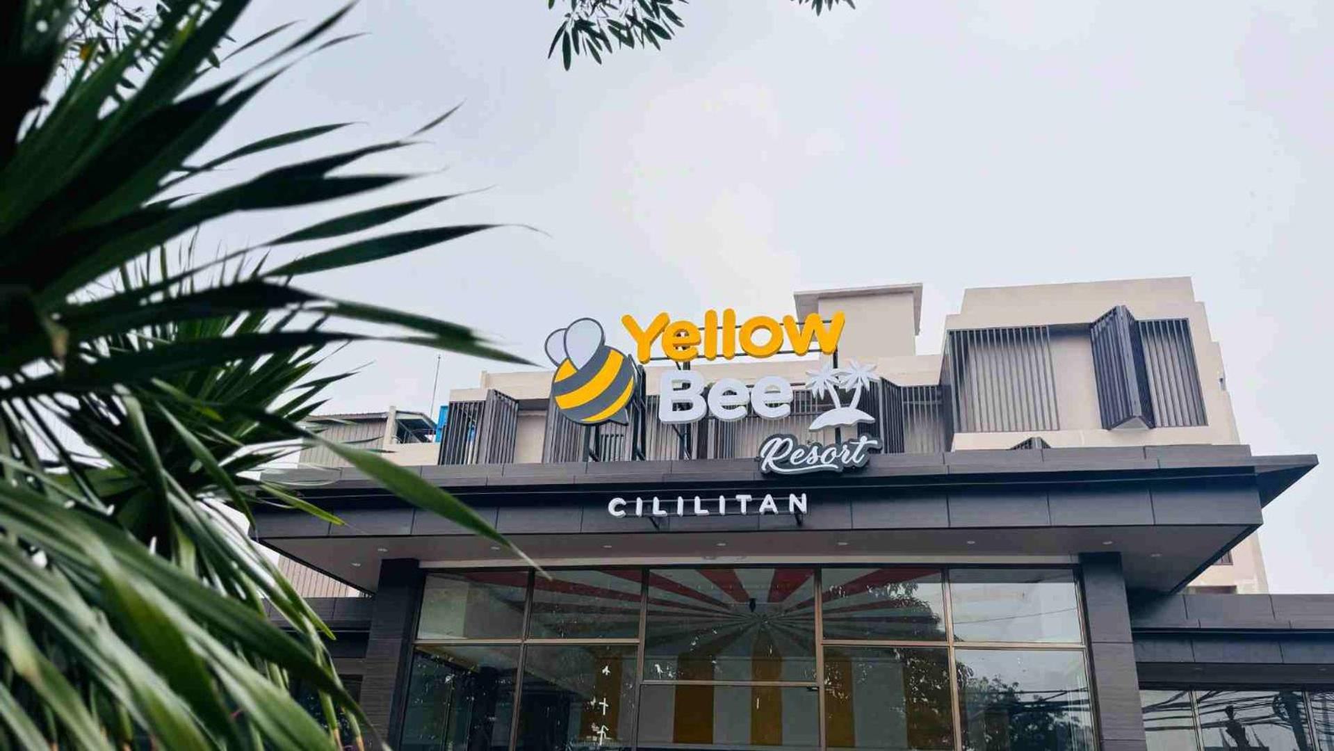 Yellow Bee Resort Cililitan Giacarta Esterno foto